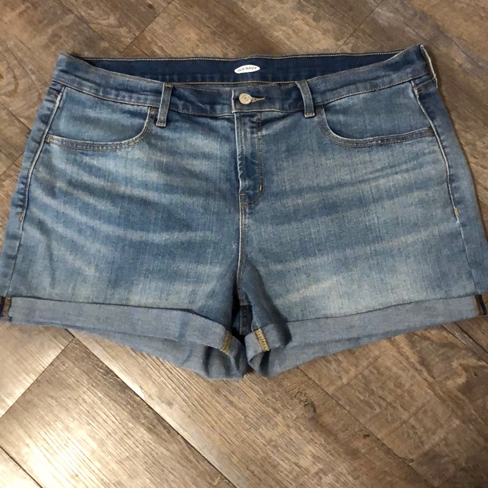 Old navy shorts